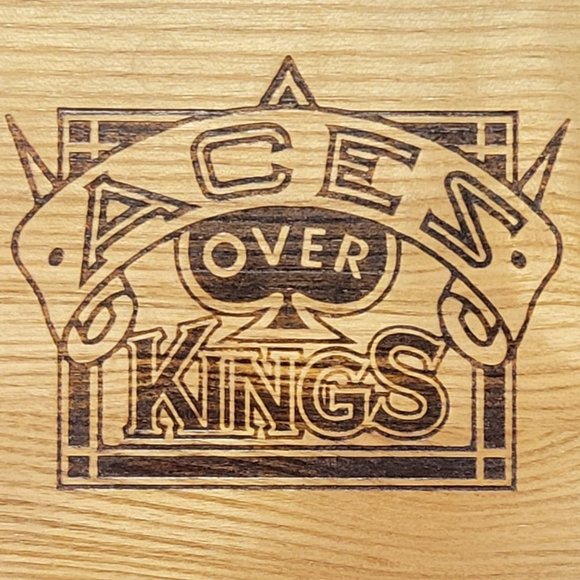 ACES OVER KINGS WOODEN CARD BOX WITH 2 DECKS OF POKER CARDS - Picture 6 of 6